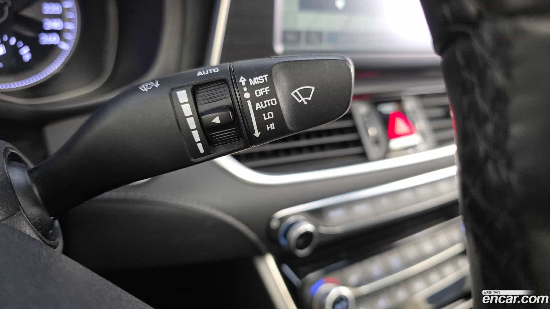 Grandeur Hyundai 2018.7-OPTION-041