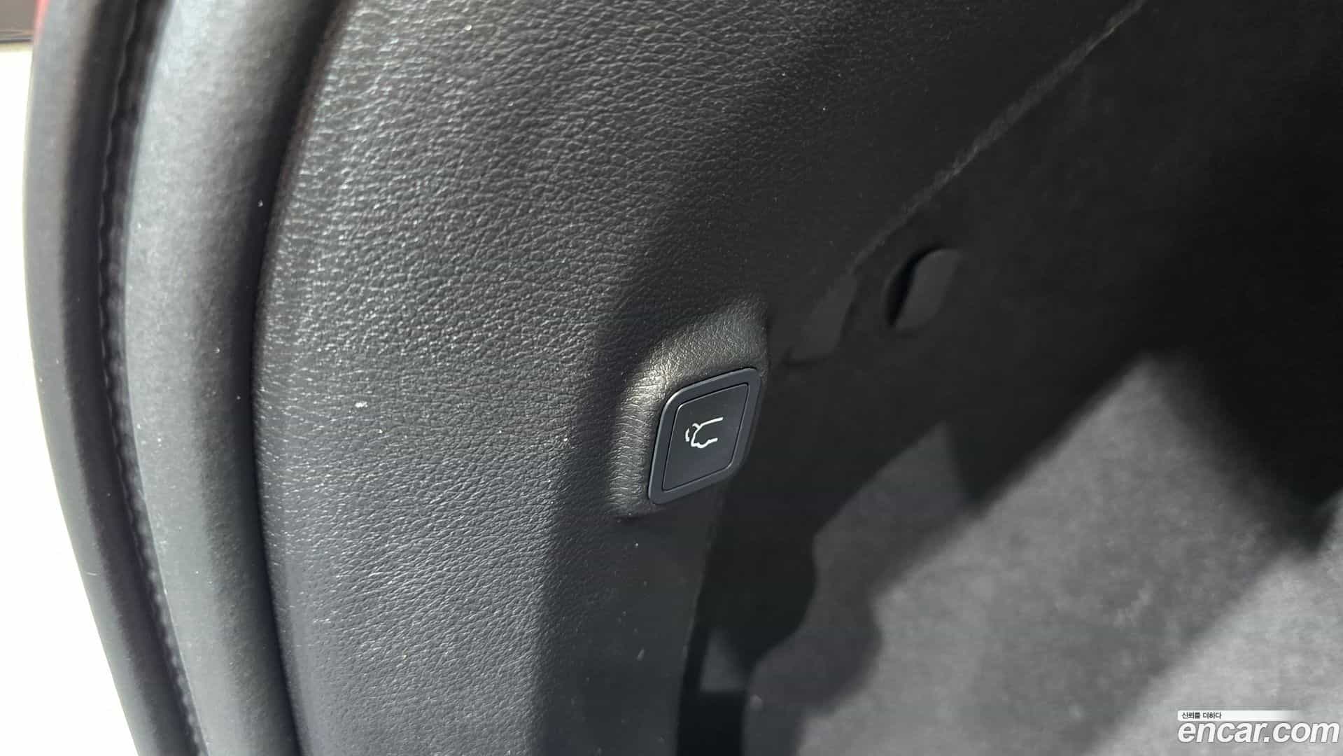 Cherokee Jeep 2021.5-OPTION-041