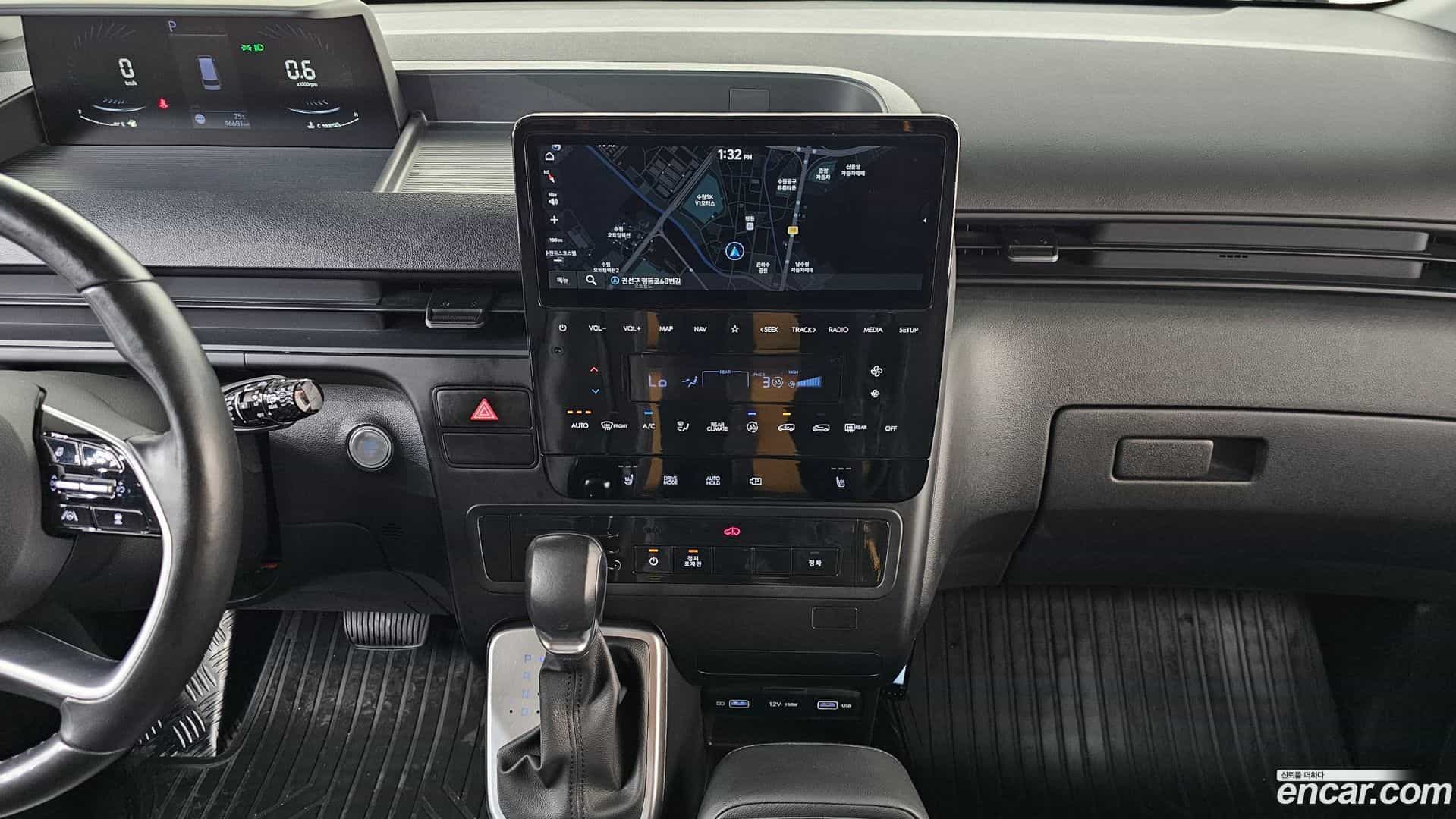 Staria Hyundai 2023.11-OPTION-017