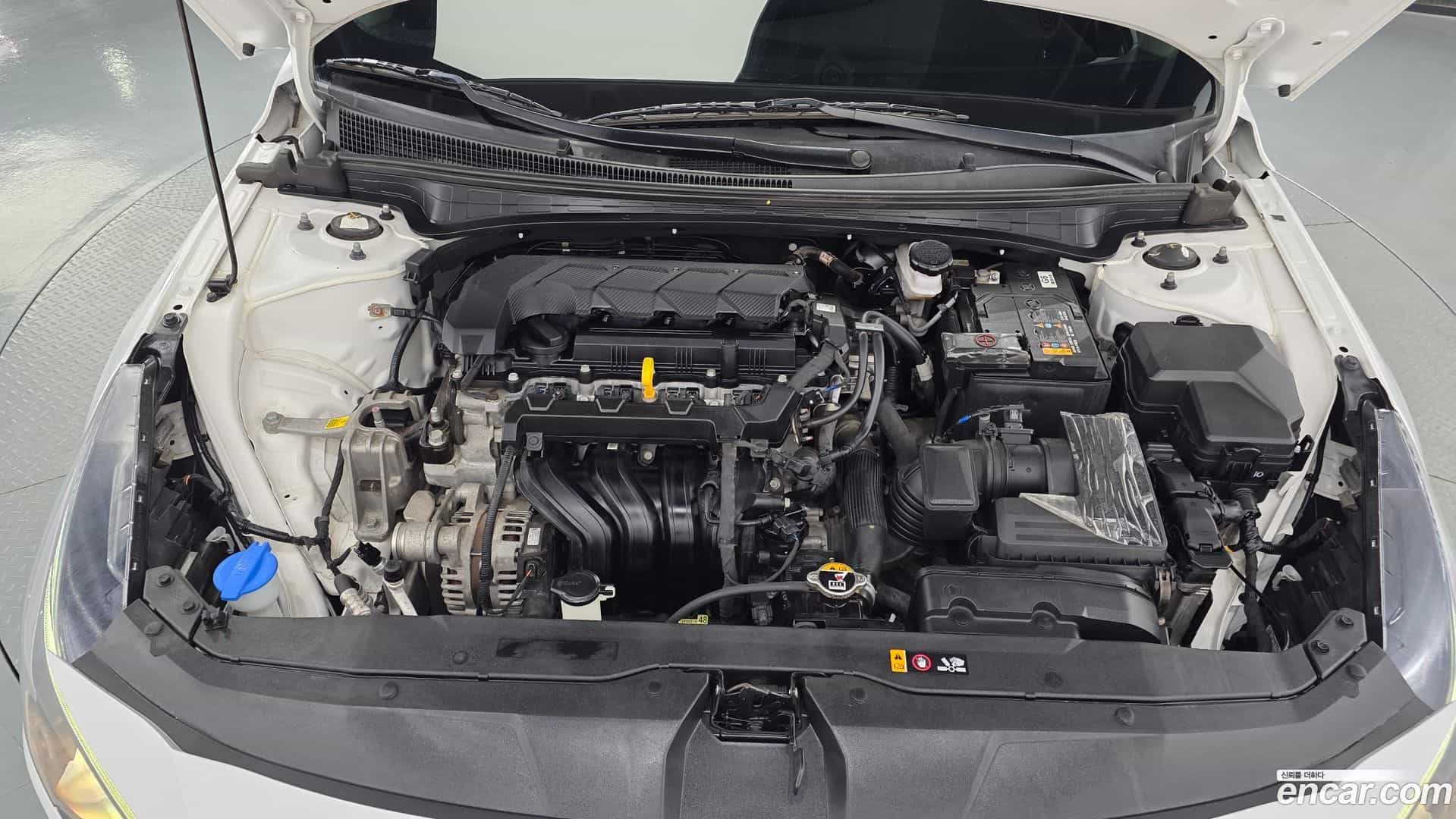 AVANTE Hyundai 2021.8-OUTER-006