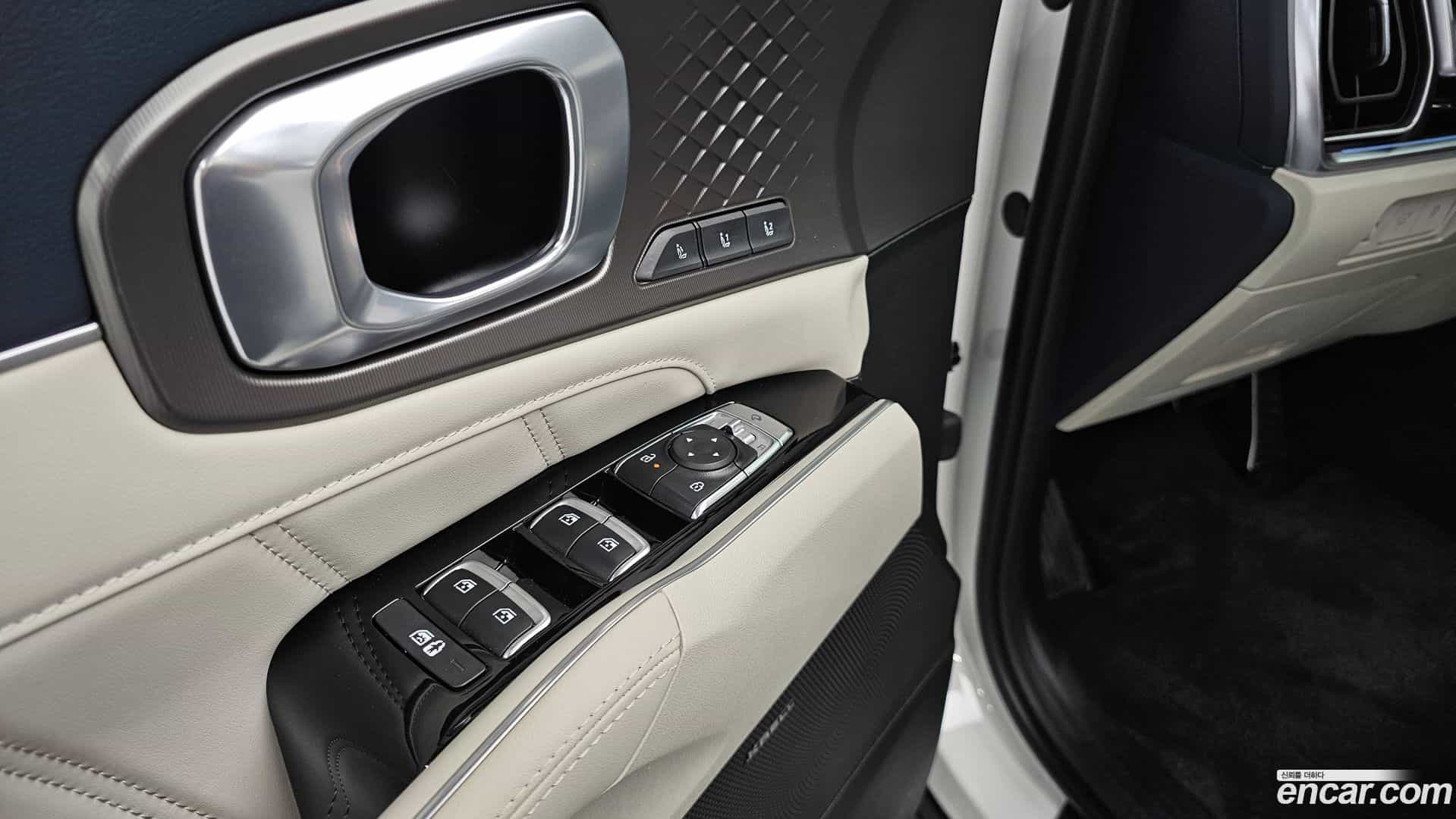 Sorento Kia 2024.5-OPTION-043