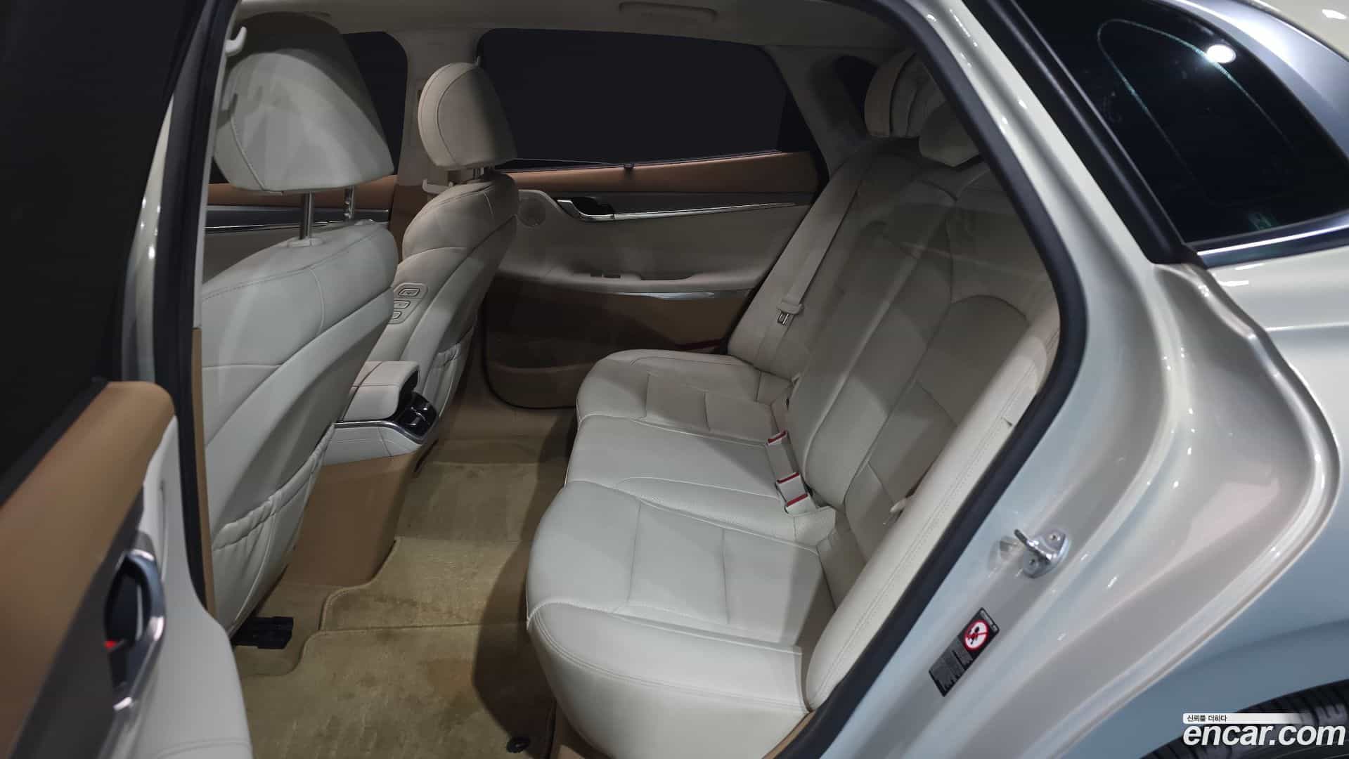 Grandeur Hyundai 2020.3-OPTION-016