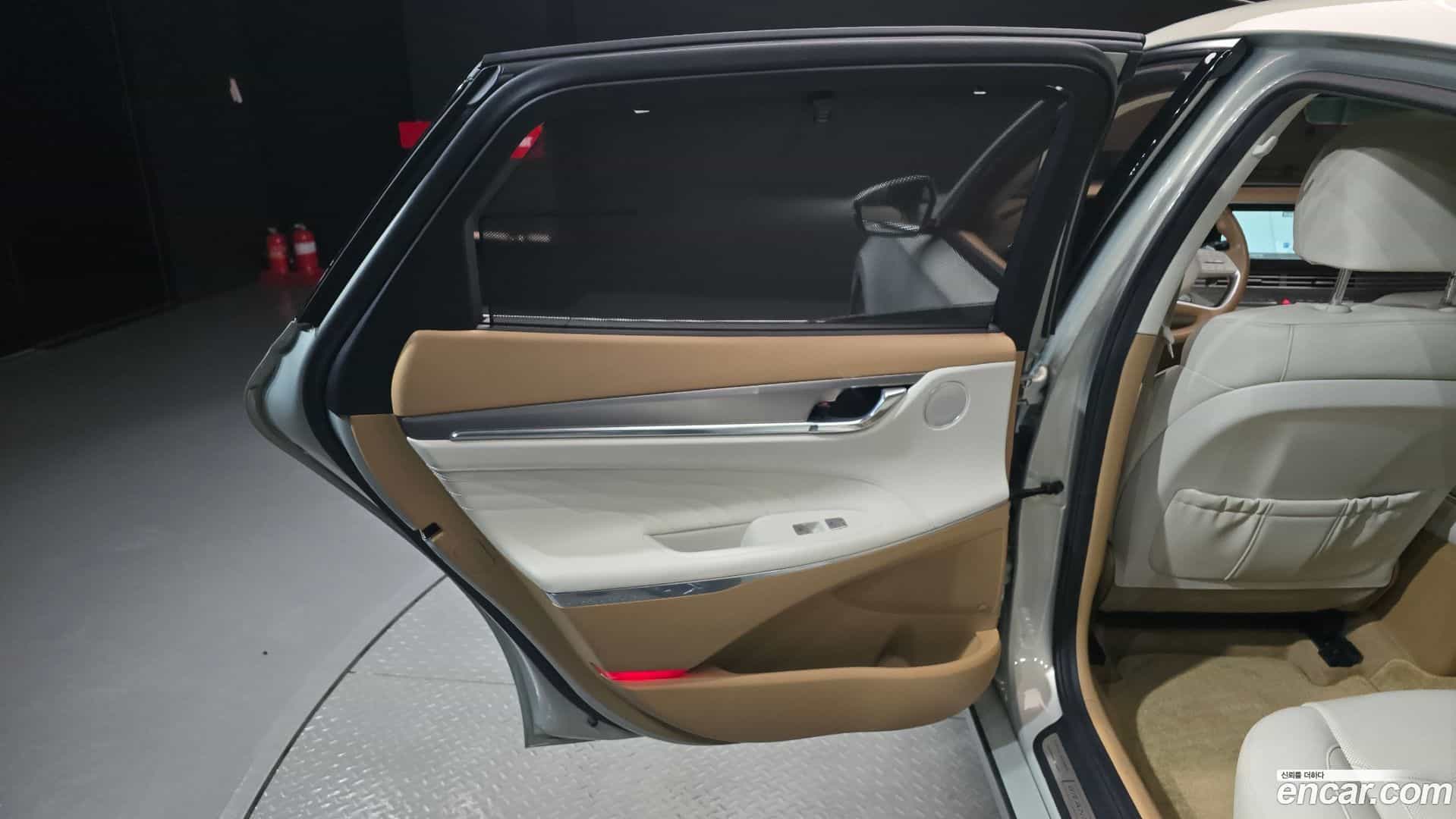 Grandeur Hyundai 2020.3-INNER-035