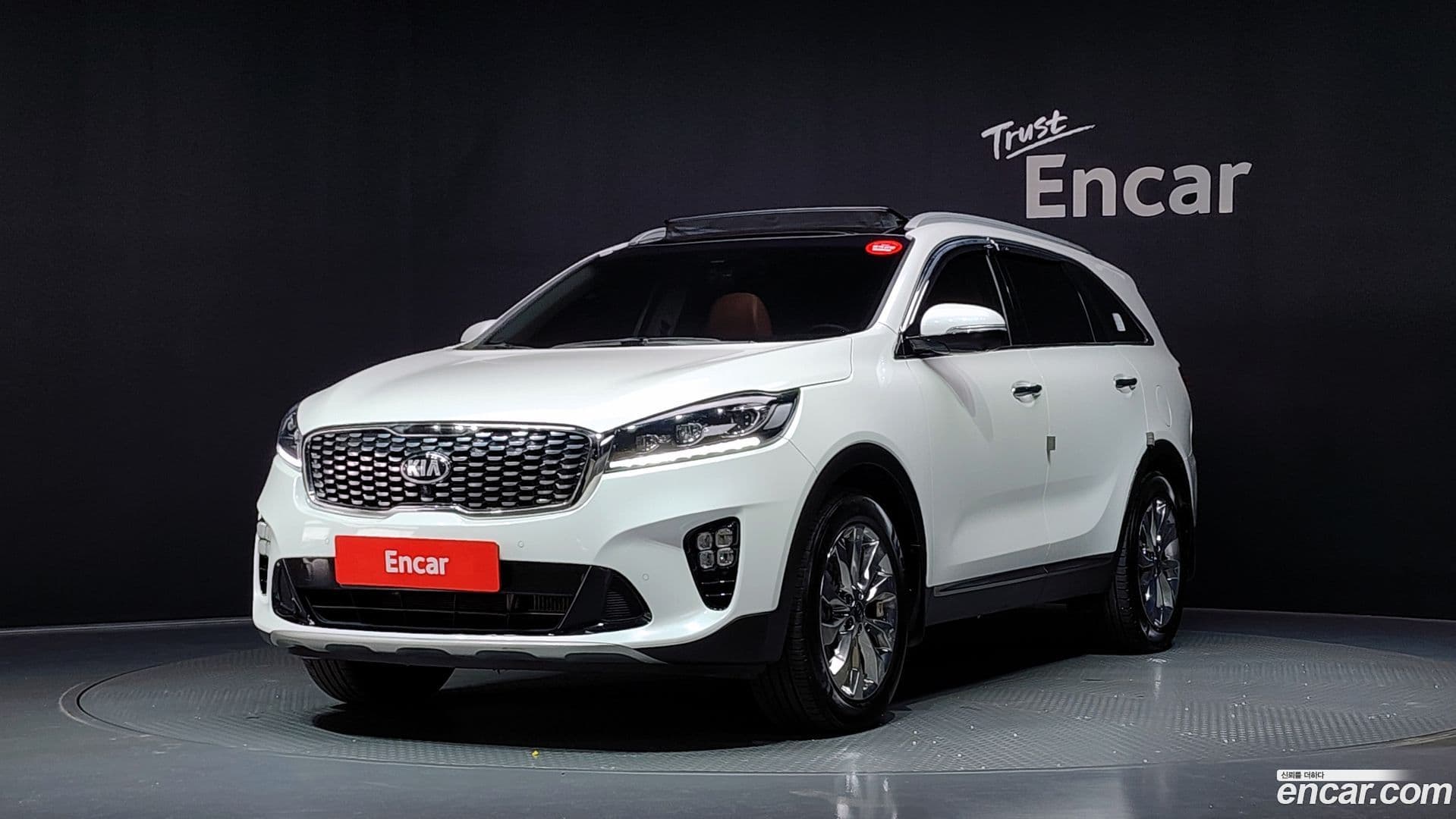 Main__Slider__Photo:Sorento Kia 2018.3-0
