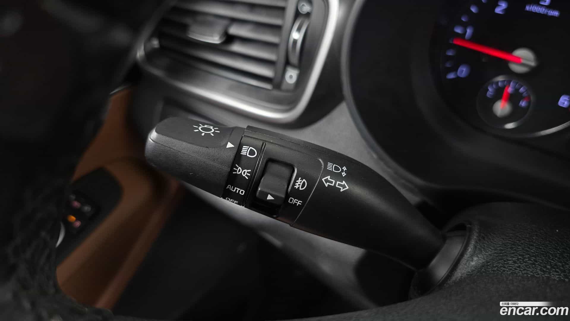 Sorento Kia 2018.3-OPTION-019