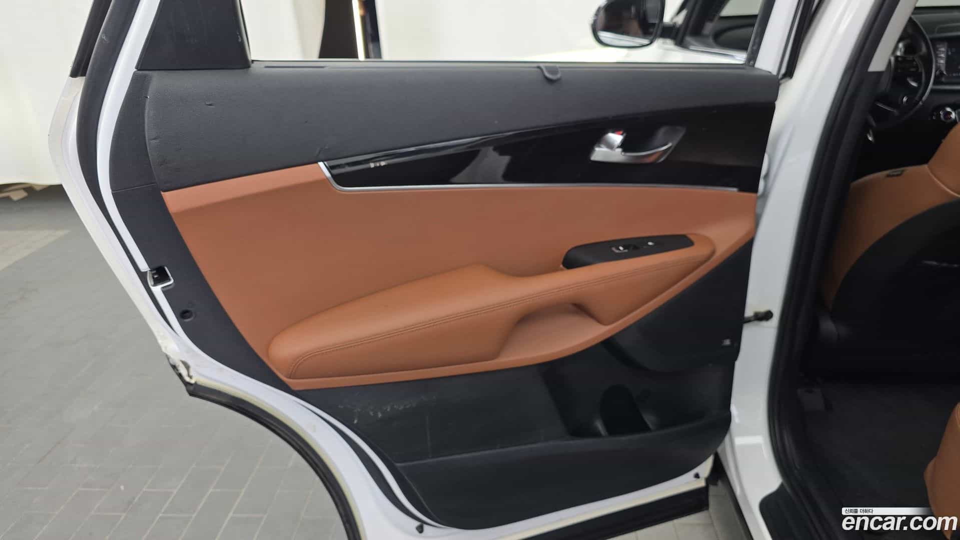 Sorento Kia 2018.3-INNER-035