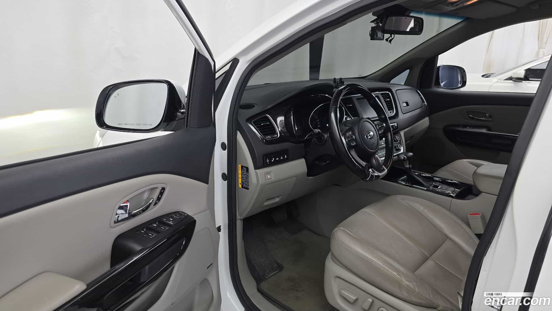 Canival Kia 2018.10-INNER-010