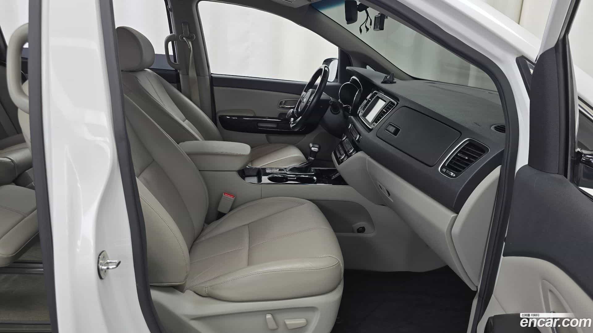 Canival Kia 2018.10-INNER-036