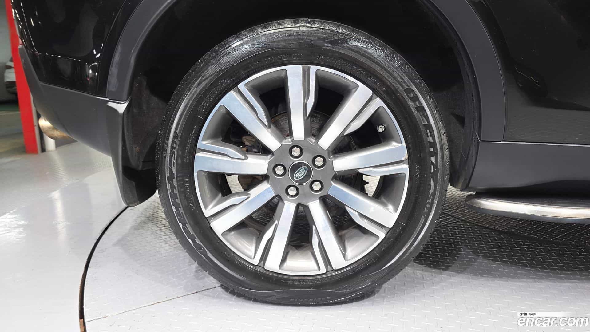 Discovery Sport Land Rover 2018.4-OUTER-005