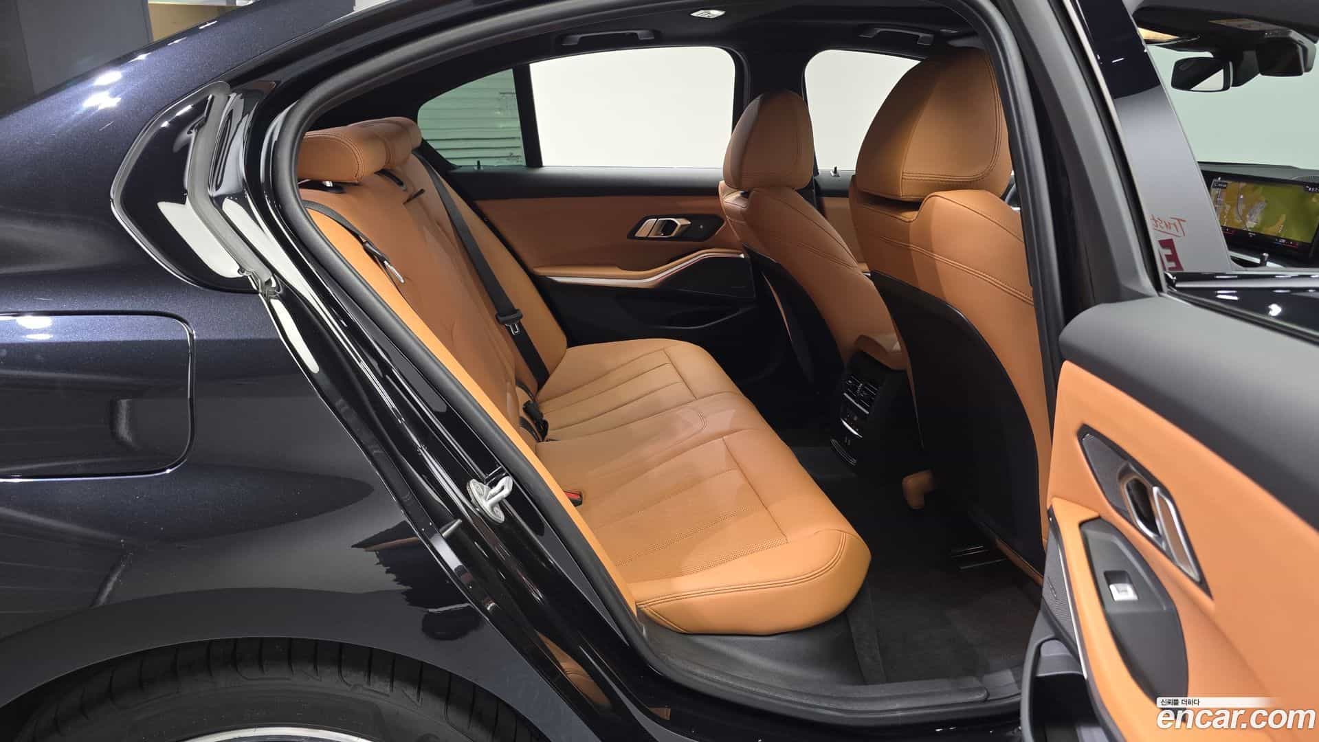 3-Series BMW 2023.9-OPTION-015