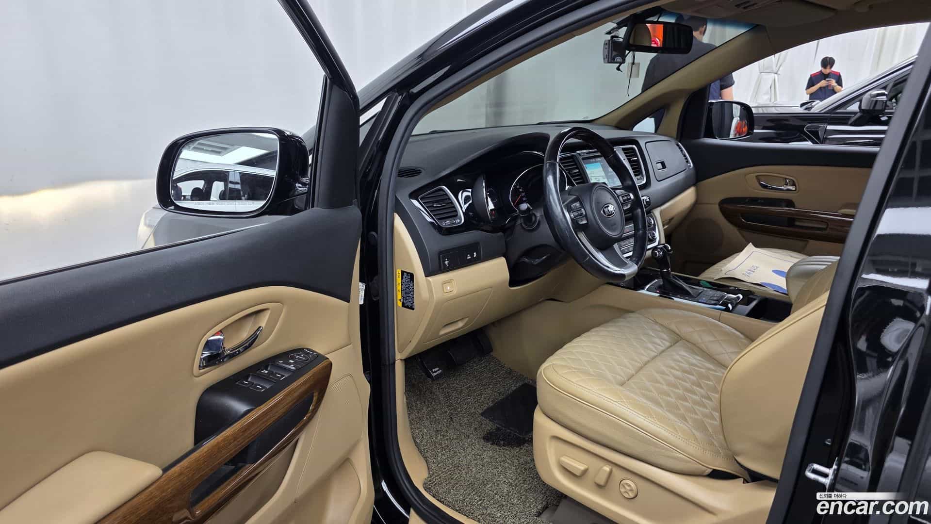 Canival Kia 2016.5-INNER-010