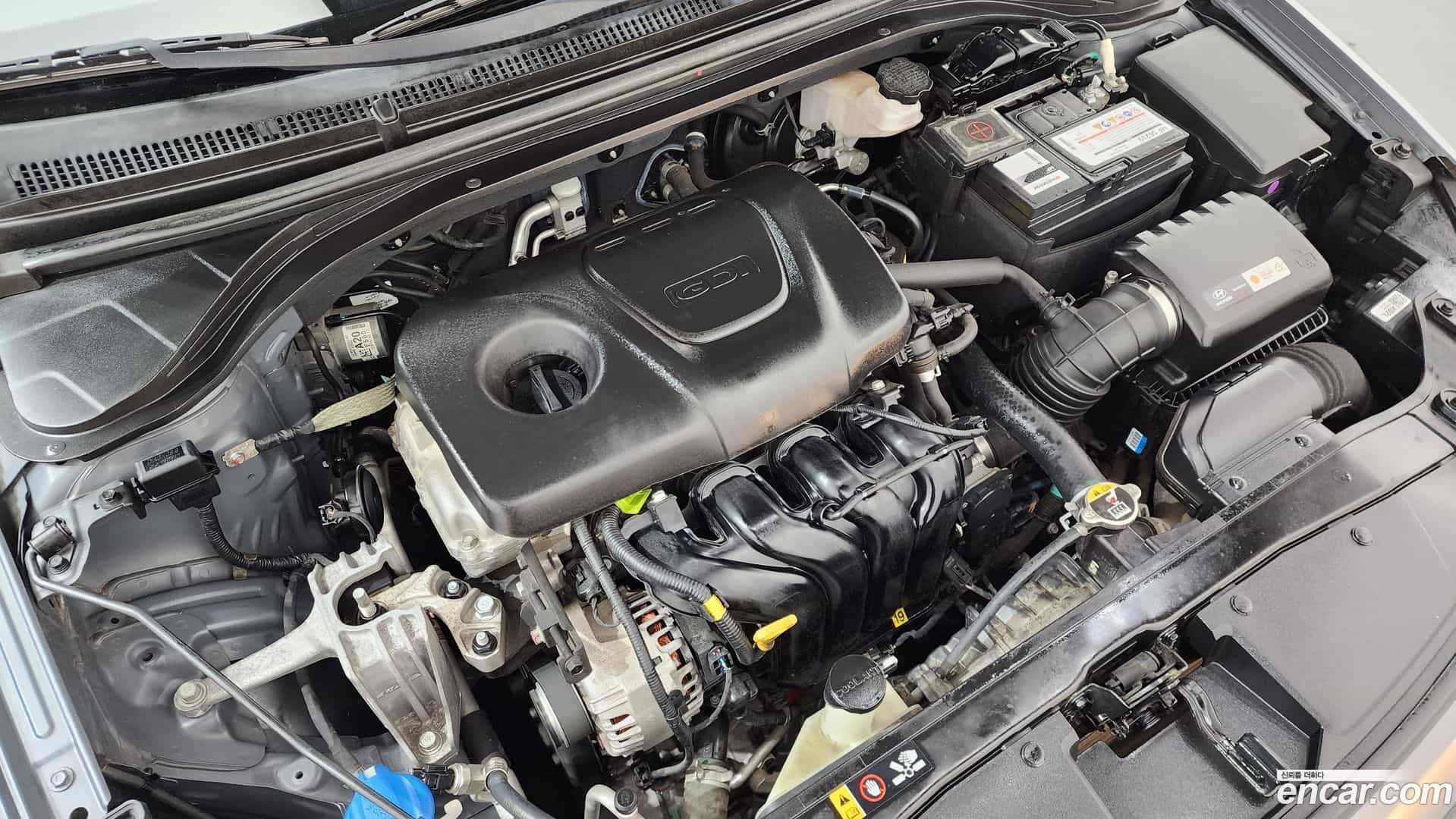 AVANTE Hyundai 2017.5-OUTER-006