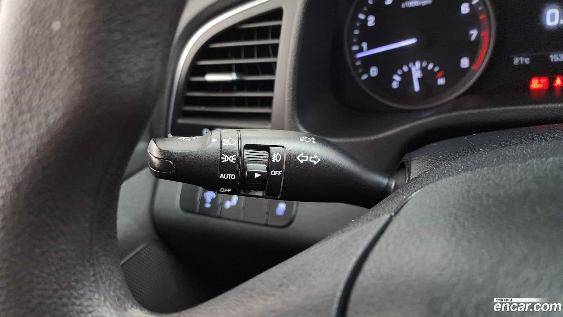 AVANTE Hyundai 2017.5-OPTION-022