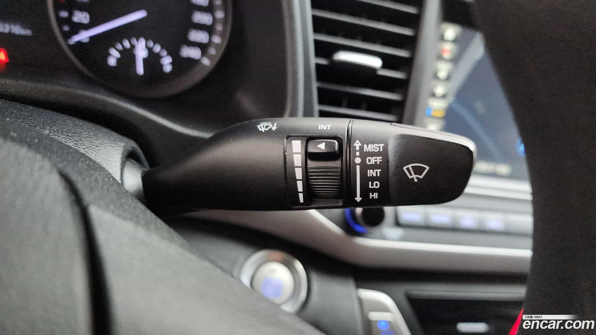 AVANTE Hyundai 2017.5-OPTION-023