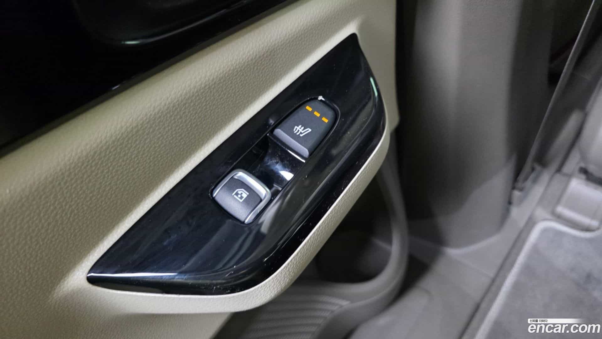 Canival Kia 2021.4-OPTION-023