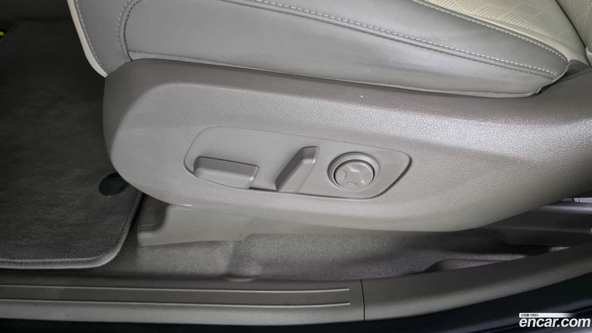 Canival Kia 2021.4-OPTION-044