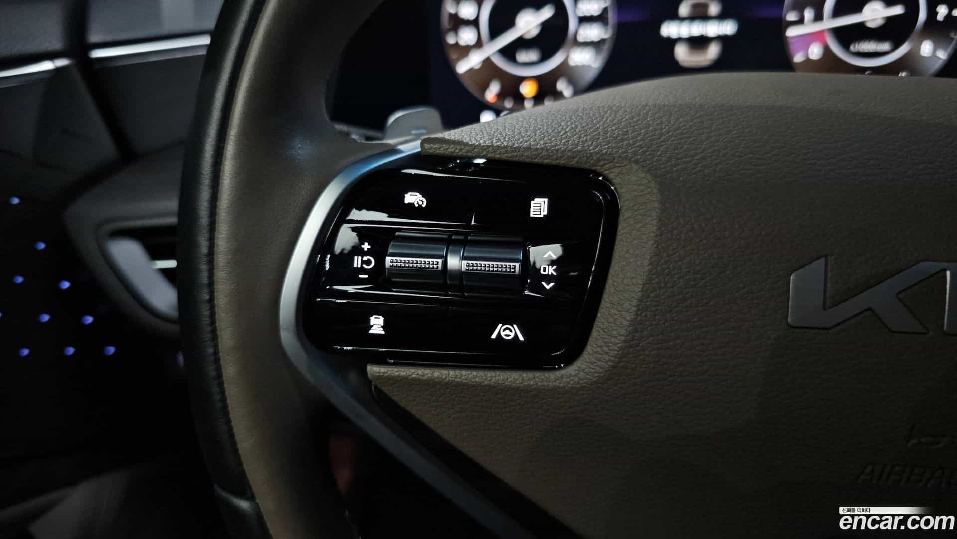 K8 Kia 2022.9-OPTION-040