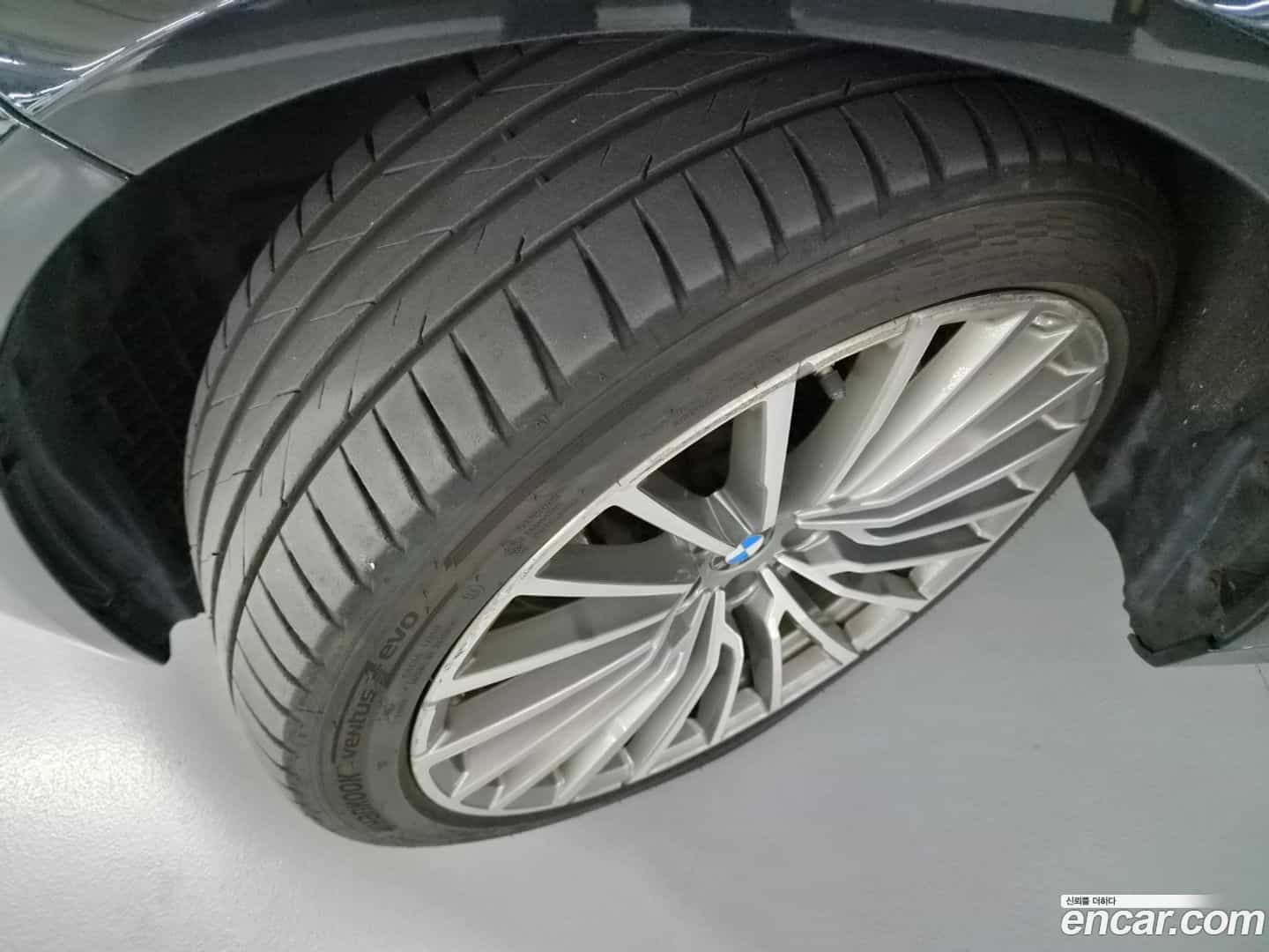 7-Series BMW 2022.5-OPTION-024