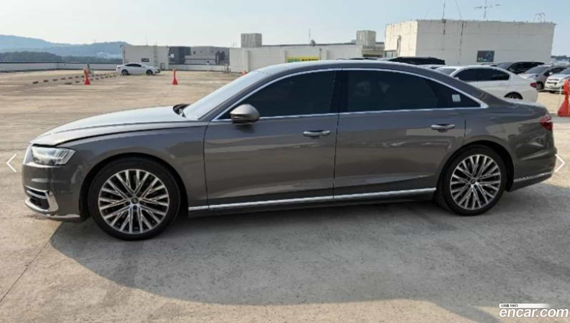 A8 Audi 2021.11-OUTER-002