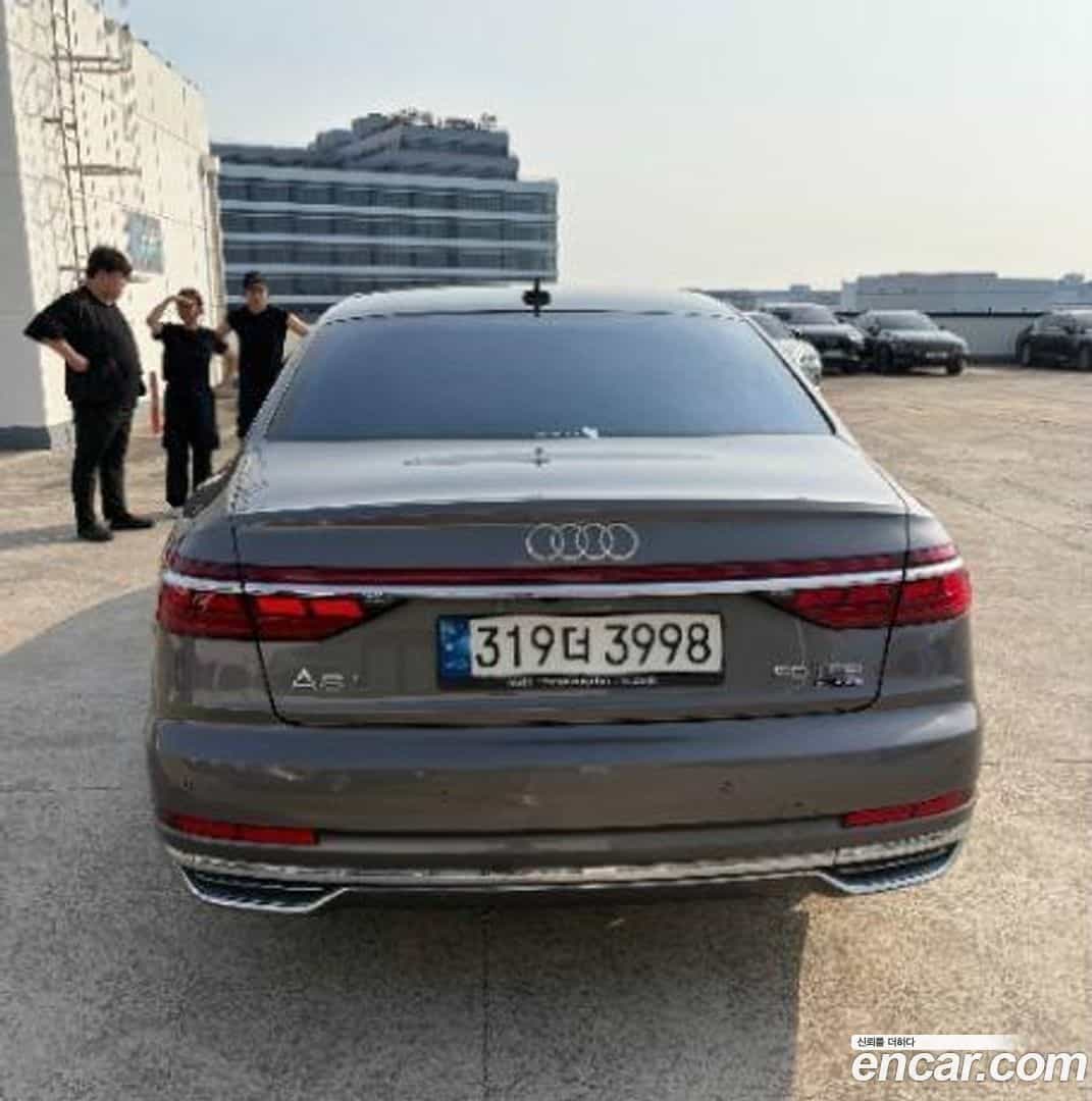 A8 Audi 2021.11-OUTER-003