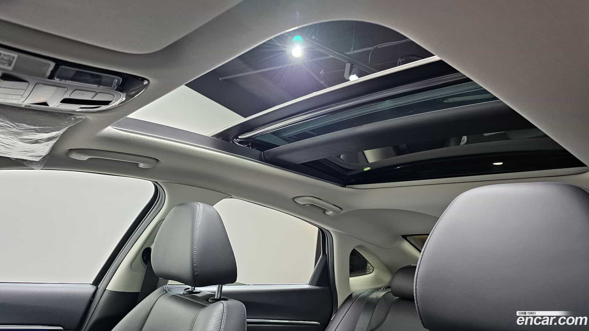 Sonata Hyundai 2021.8-OPTION-023