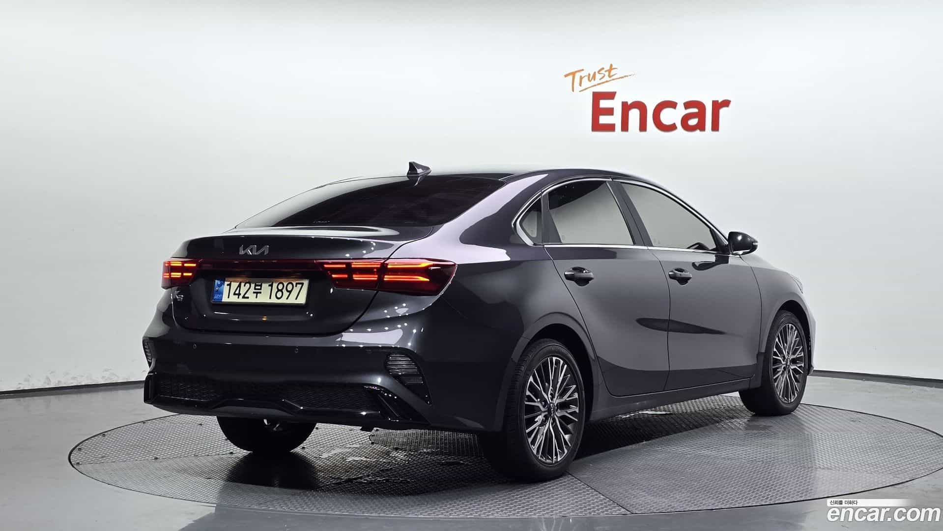 K3 Kia 2021.10-OUTER-002