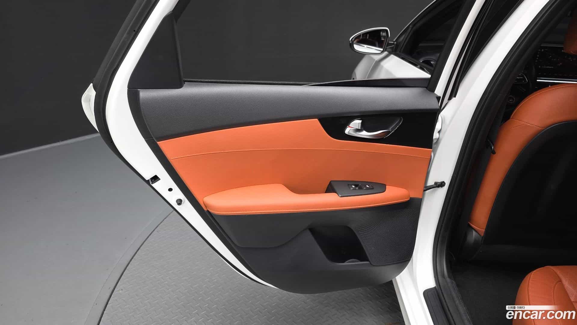 K3 Kia 2022.11-INNER-035