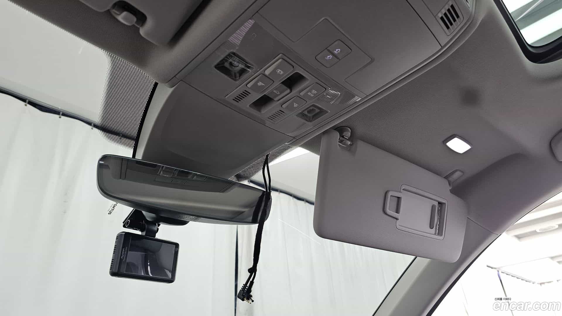 Tiguan Volkswagen 2019.10-OPTION-044
