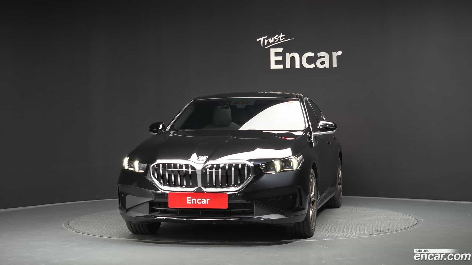 5-Series BMW 2025.6-OUTER-003