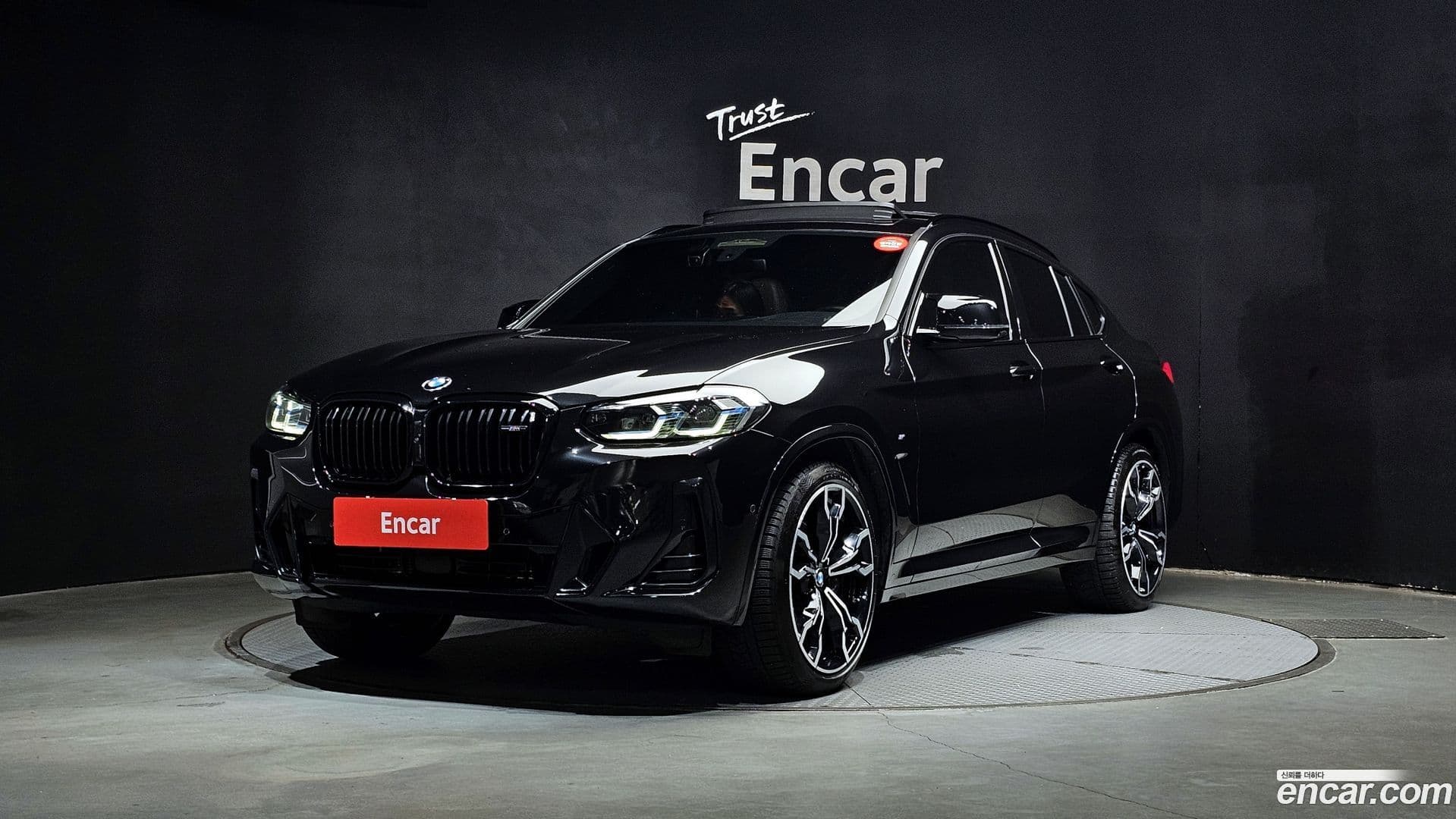 Main__Slider__Photo:X4 BMW 2023.6-0