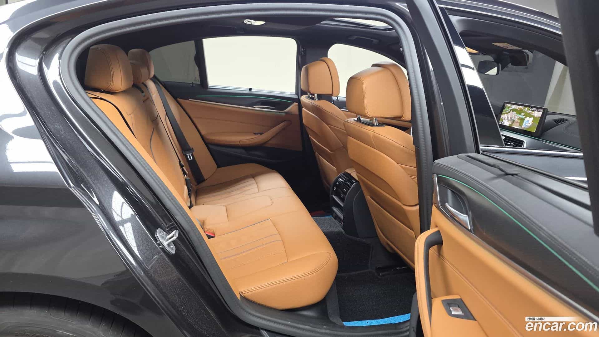5-Series BMW 2023.6-OPTION-016