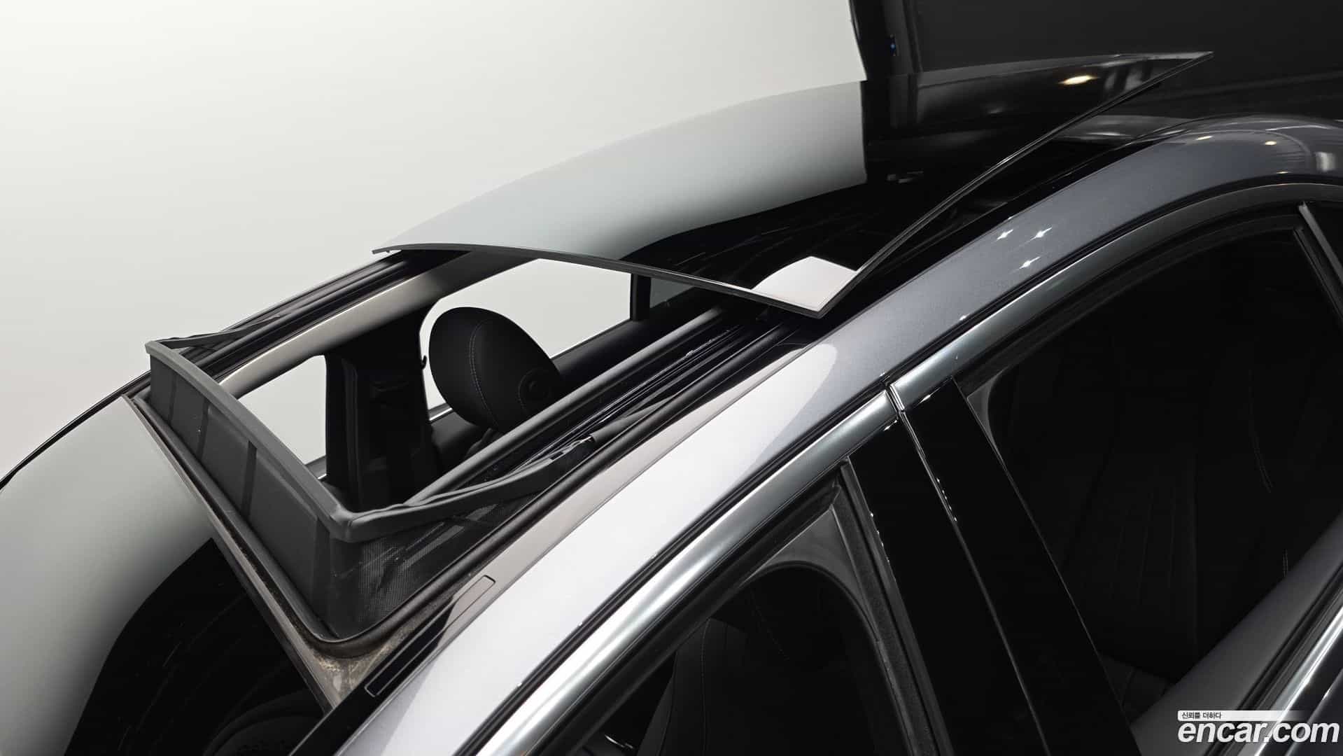 E-Class Mercedes-Benz 2019.3-OPTION-019