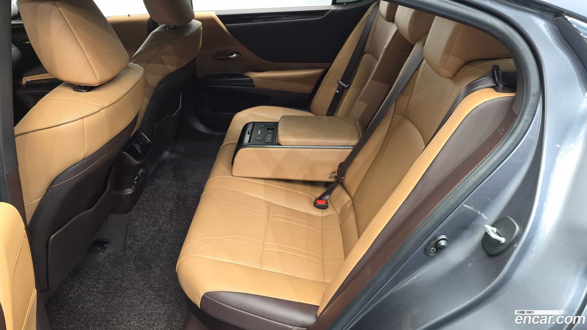 ES Lexus 2020.11-OPTION-015
