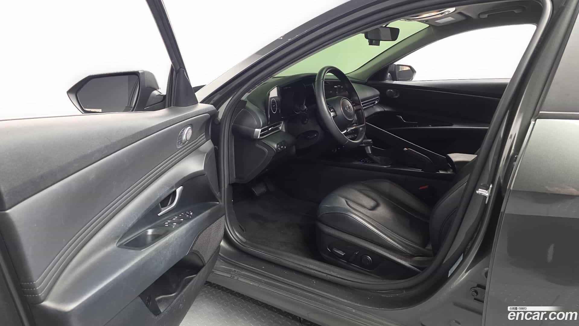AVANTE Hyundai 2022.4-INNER-010