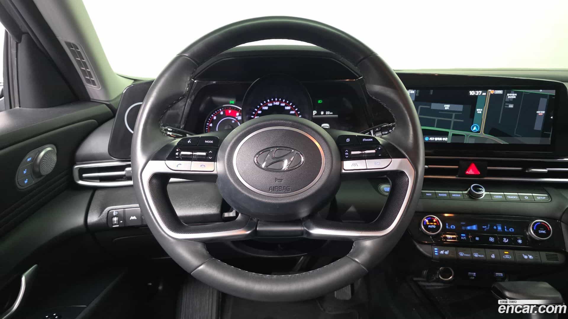 AVANTE Hyundai 2022.4-OPTION-017