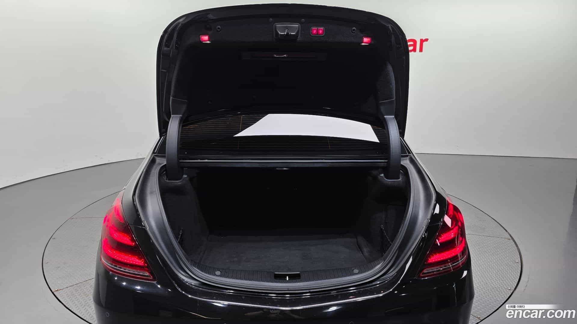 S-Class Mercedes-Benz 2018.3-OPTION-024