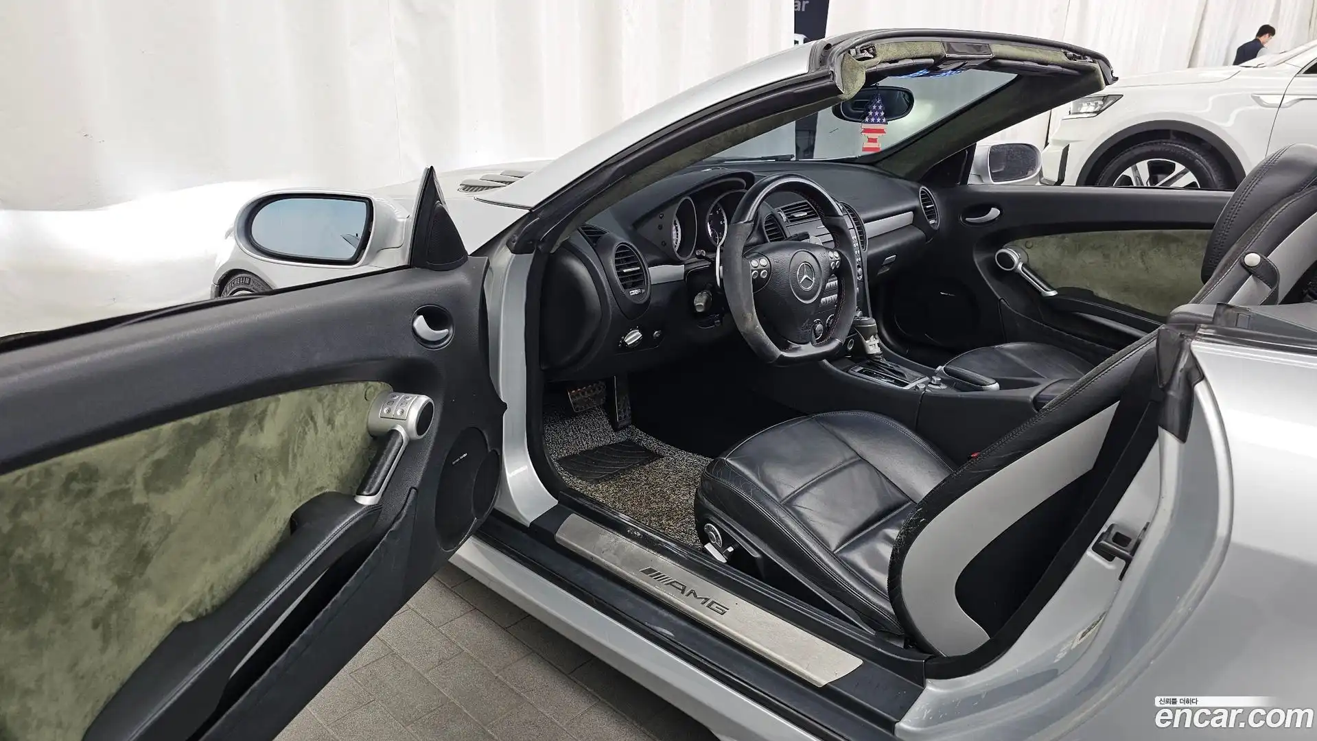 SLK-Class Mercedes-Benz 2007.11-INNER-010