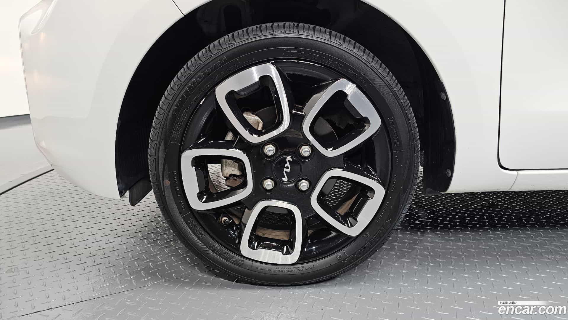 RAY Kia 2022.4-OUTER-005