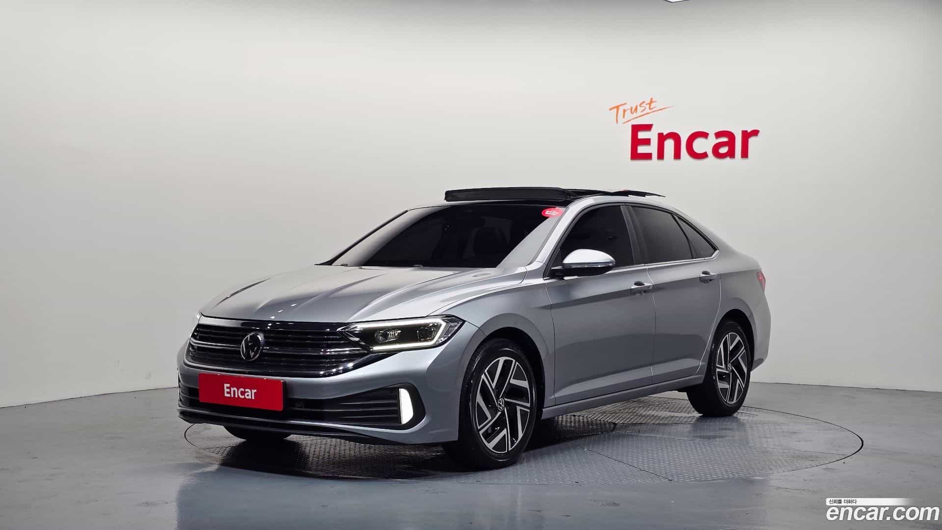 Jetta Volkswagen 2023.11-OUTER-001
