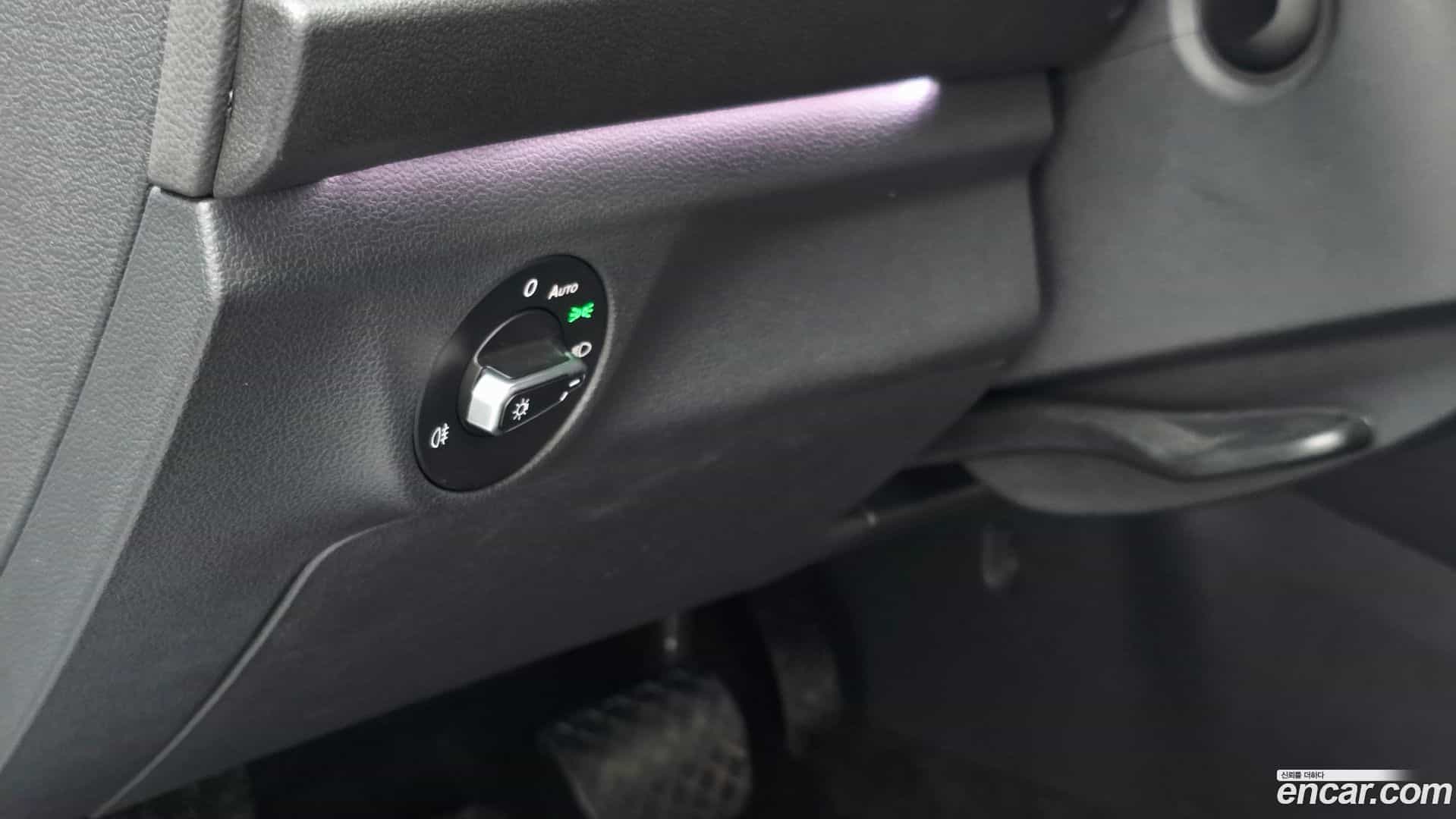 Jetta Volkswagen 2023.11-OPTION-024