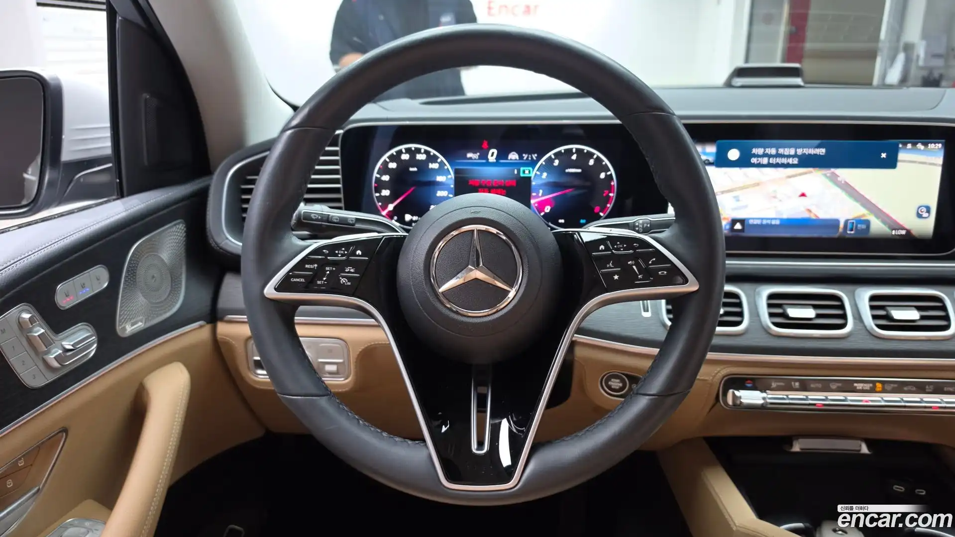GLE-Class Mercedes-Benz 2023.11-OPTION-018