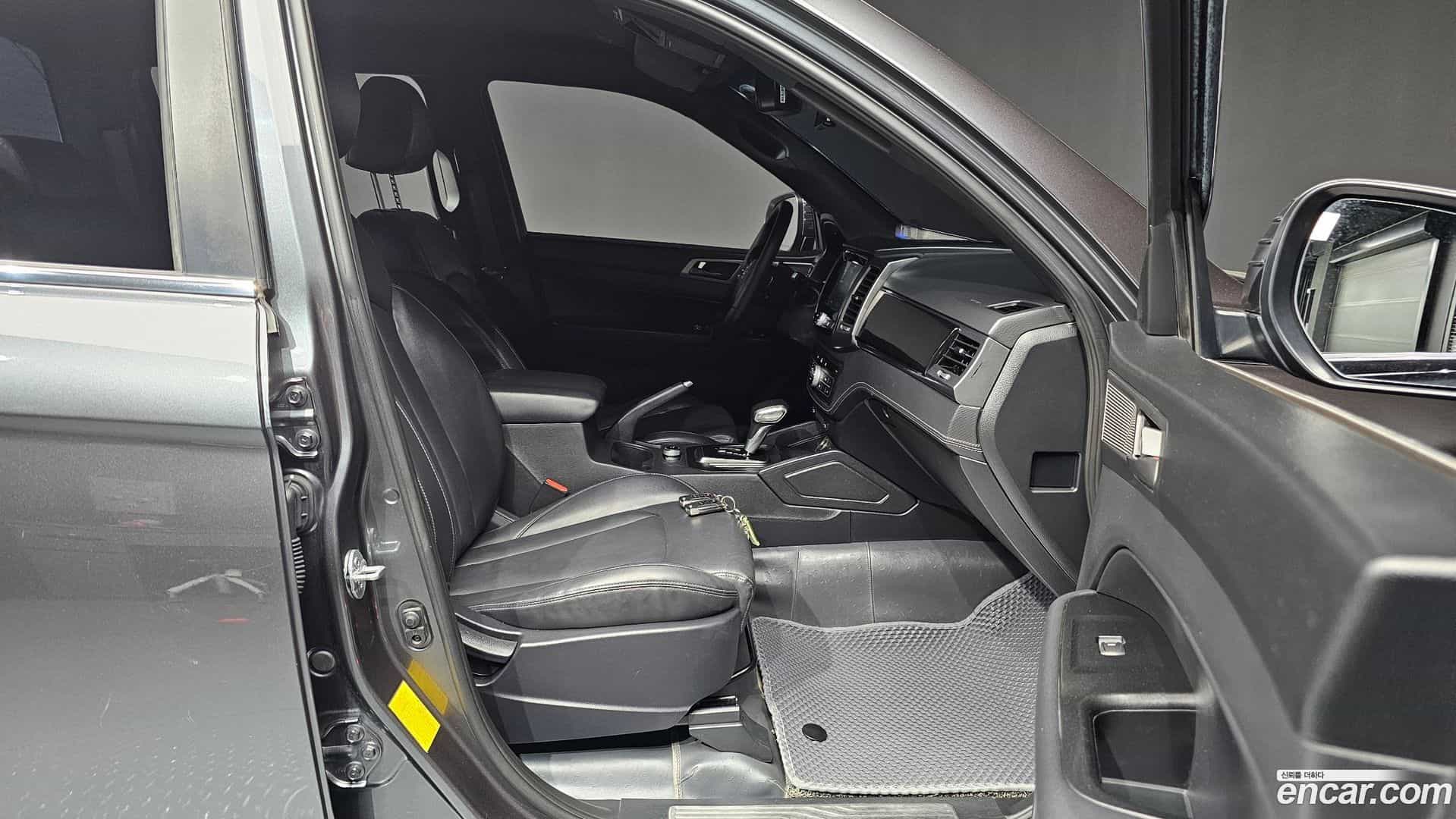 Rexton KG Mobility 2021.7-OPTION-016