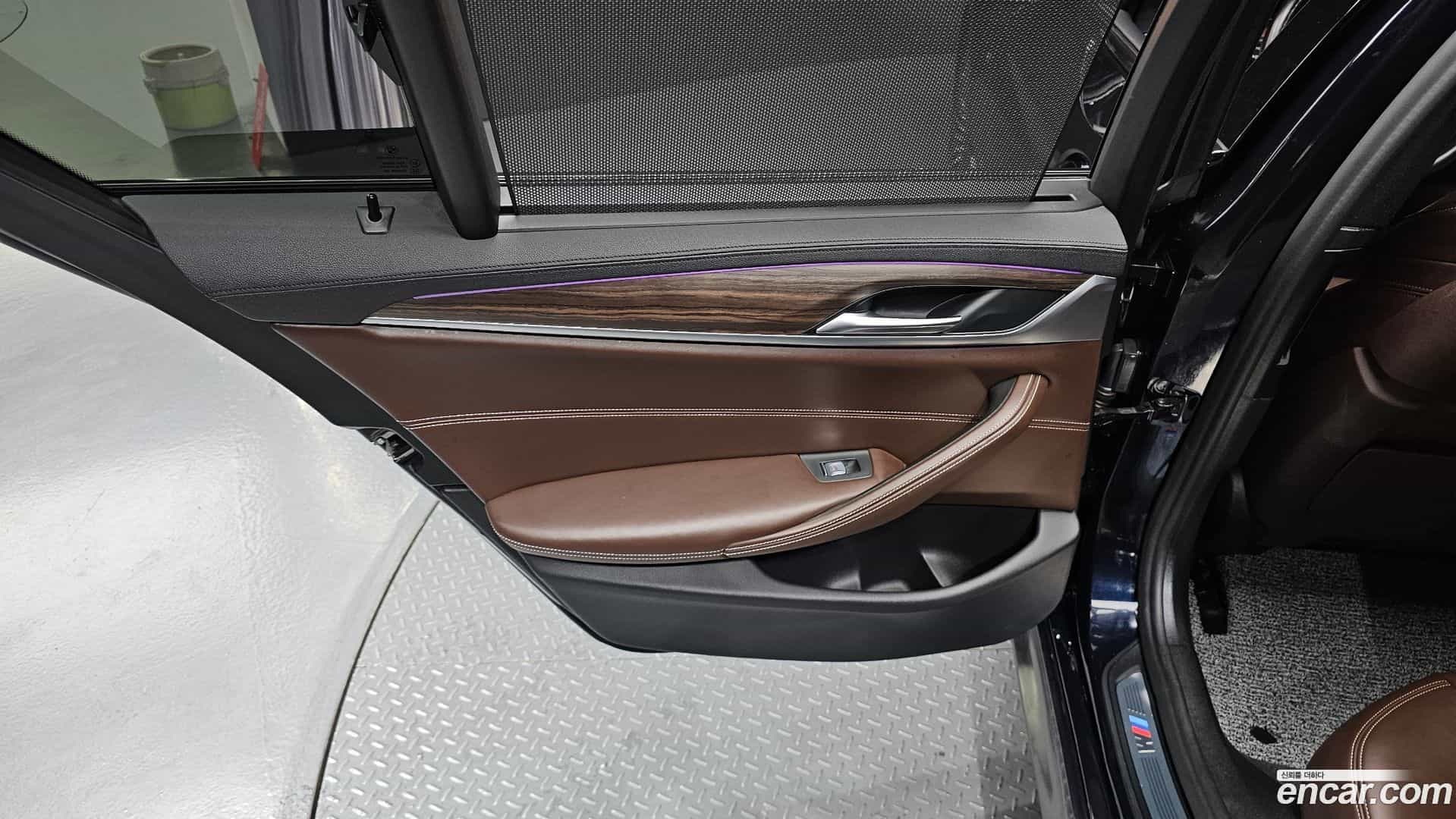 5-Series BMW 2019.11-INNER-035