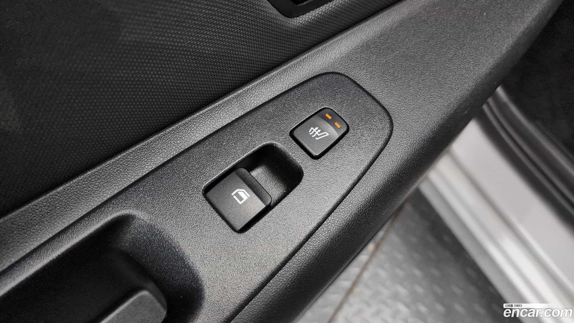 AVANTE Hyundai 2020.6-OPTION-024