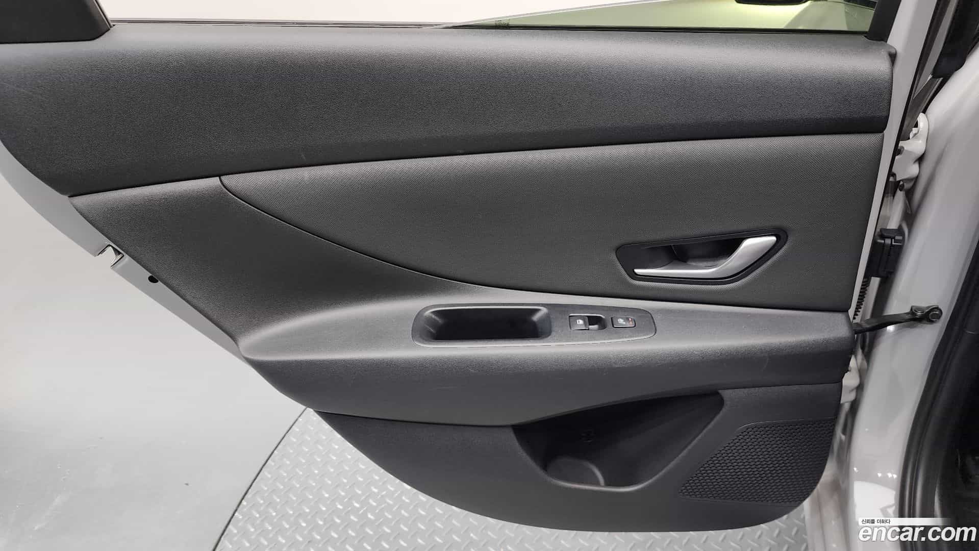 AVANTE Hyundai 2020.6-INNER-035