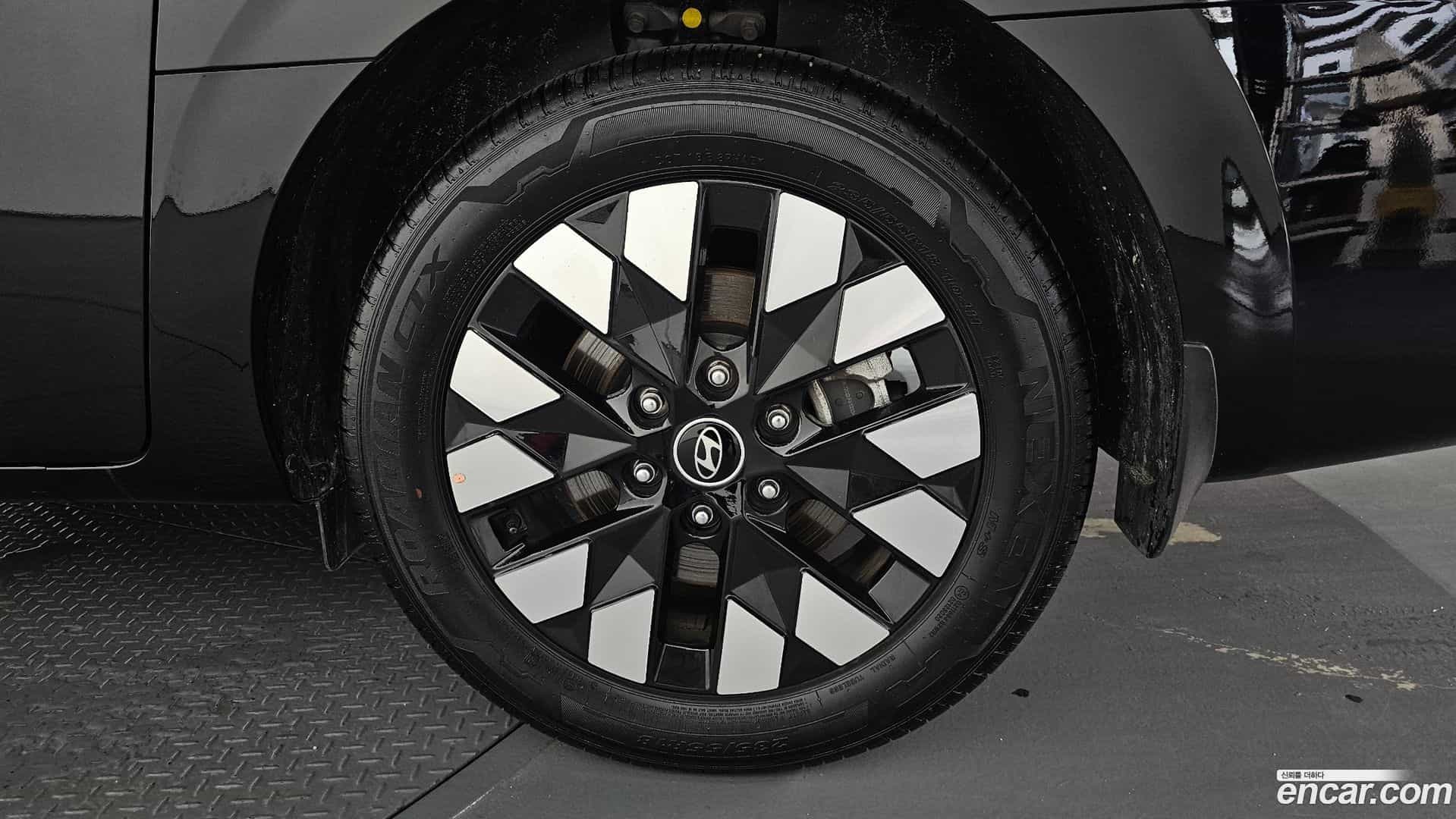 Staria Hyundai 2025.10-OUTER-031