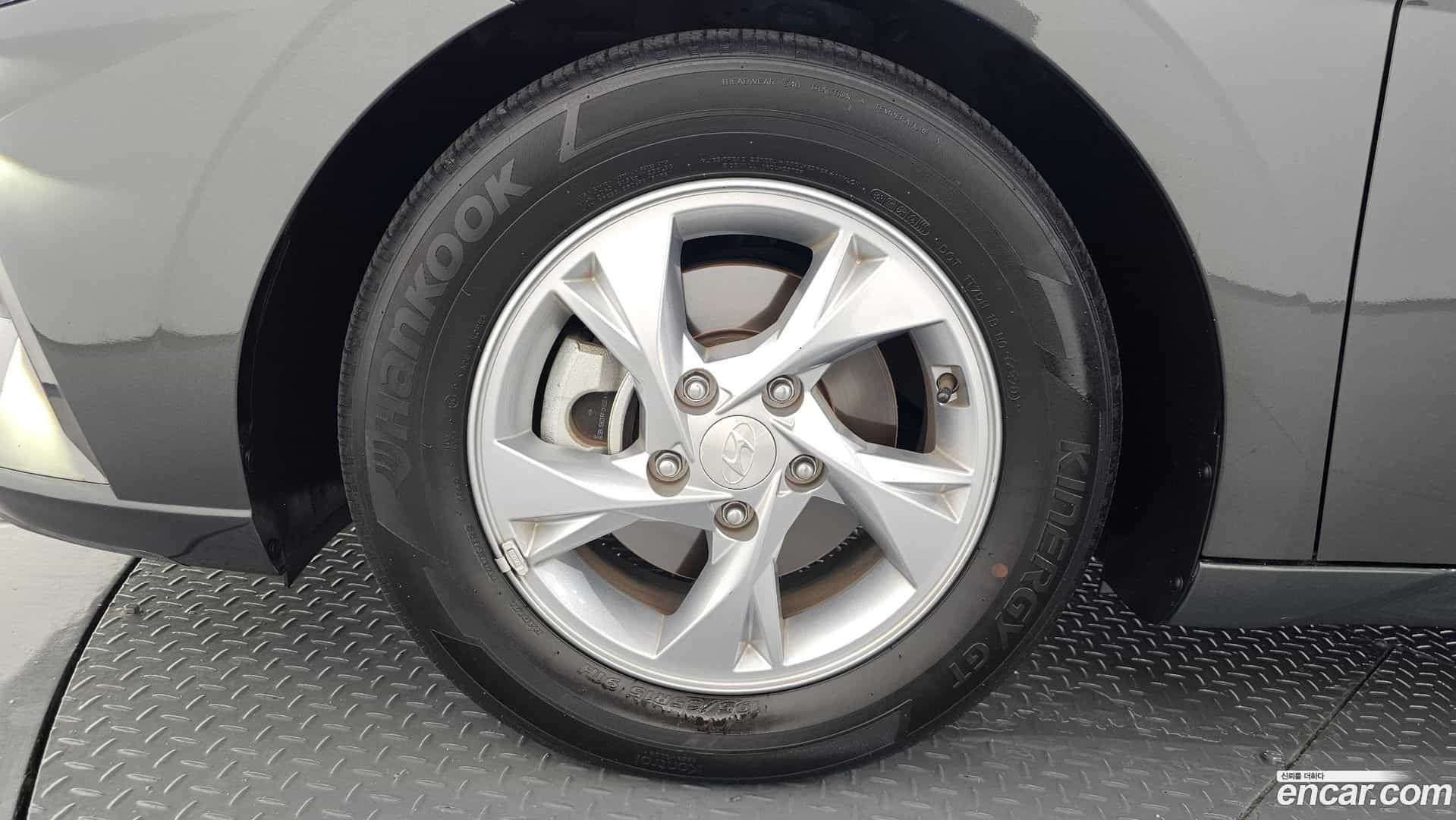 AVANTE Hyundai 2021.0-OUTER-005