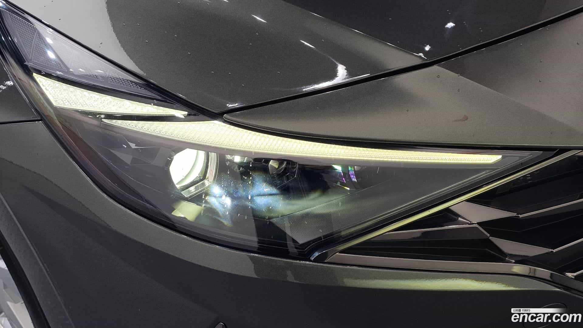 AVANTE Hyundai 2021.0-OUTER-032