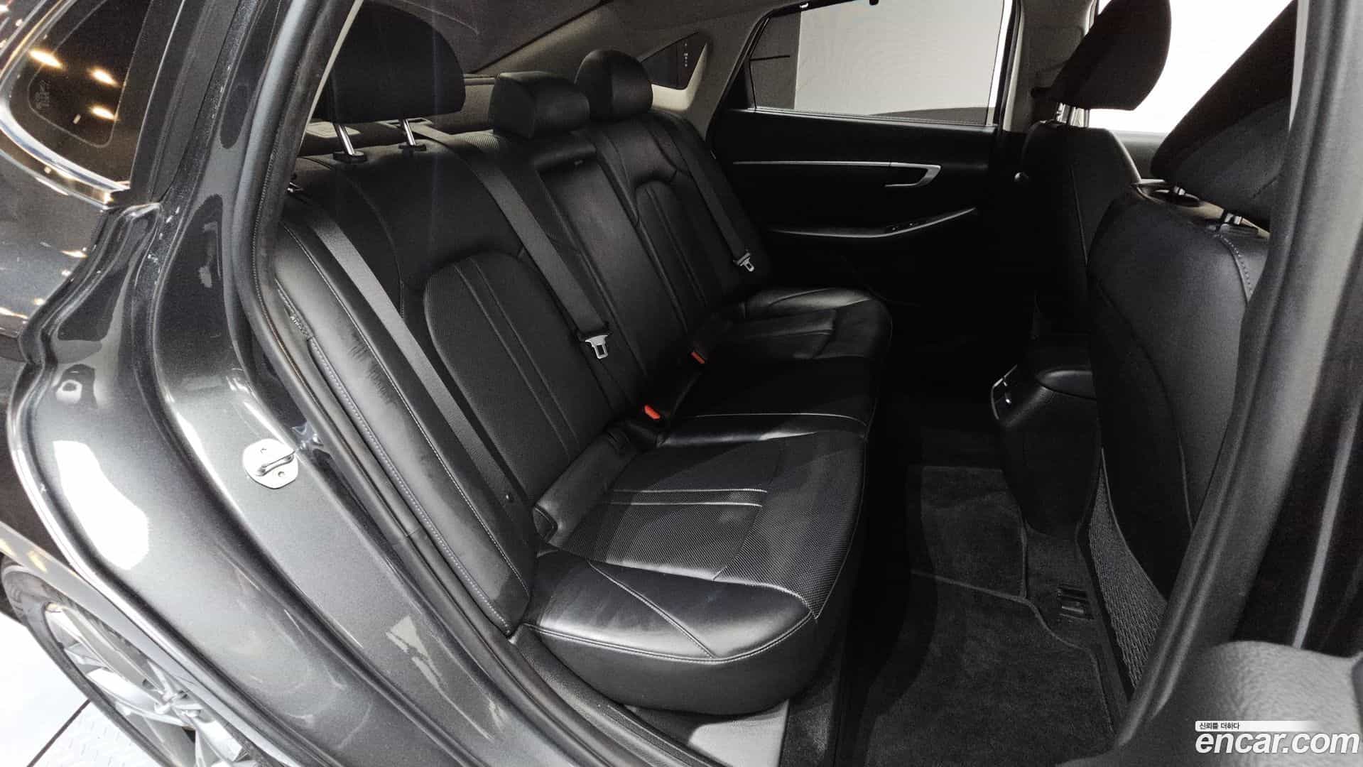 Sonata Hyundai 2019.4-OPTION-015