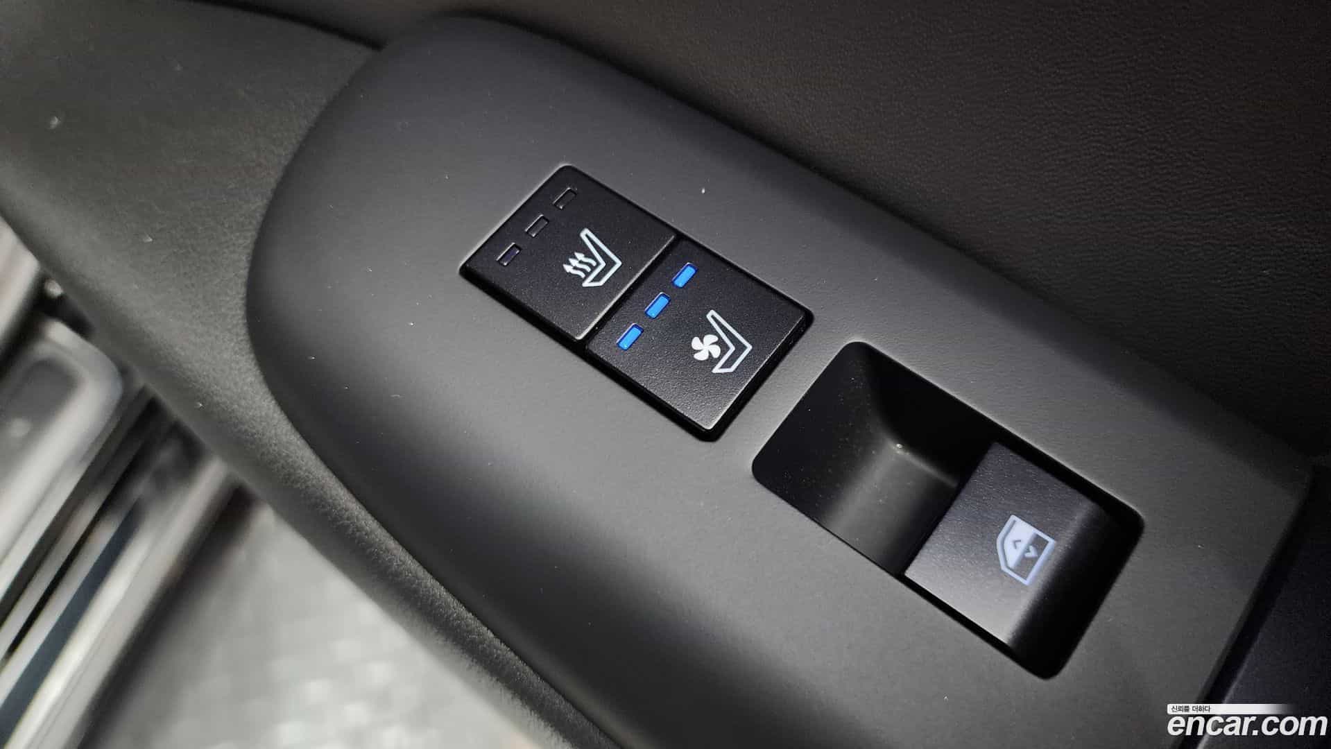 Grandeur Hyundai 2024.8-OPTION-023